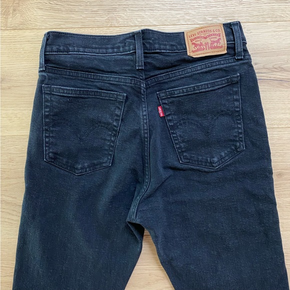 Levi's Wedgie Black High-Rise Button Fly Skinny Jeans Size 28 - Picture 4 of 6